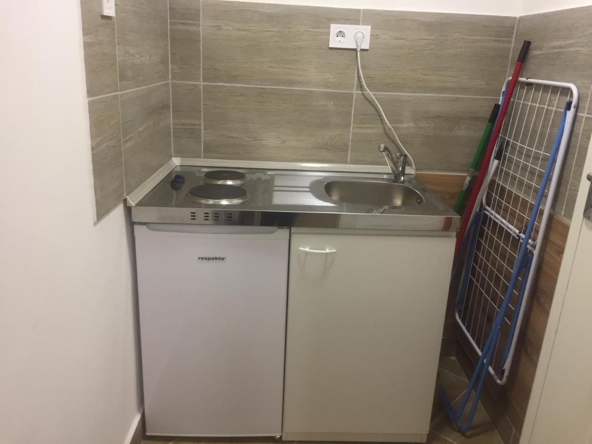 דירות בודפשט Apartman Vorosmarty מראה חיצוני תמונה